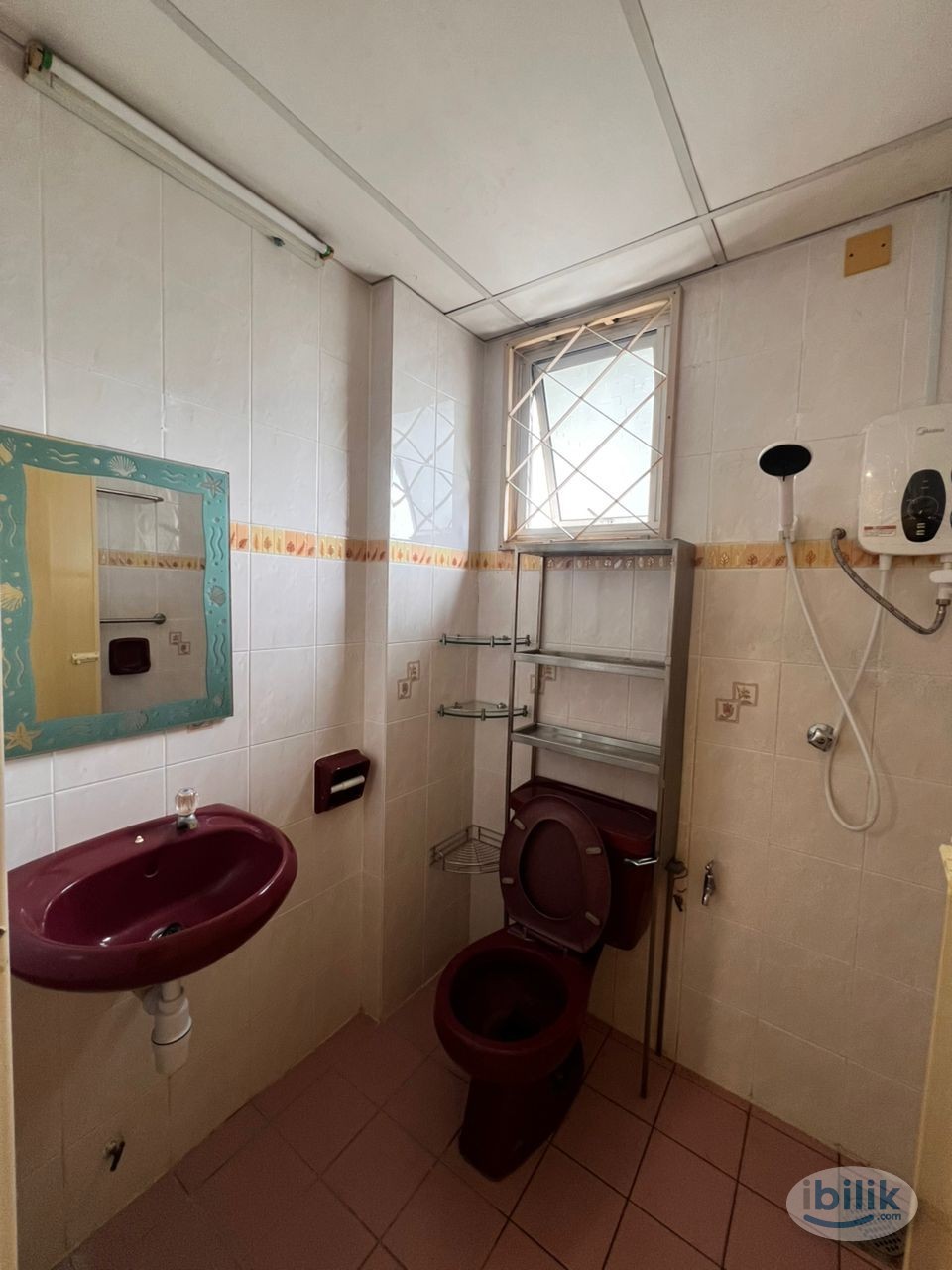 Female Unit Single Room at Puncak Damansara, Bandar Utama - Right infornt LRT KAYU ARA - one station to LRT Bandar Utama - Image 5