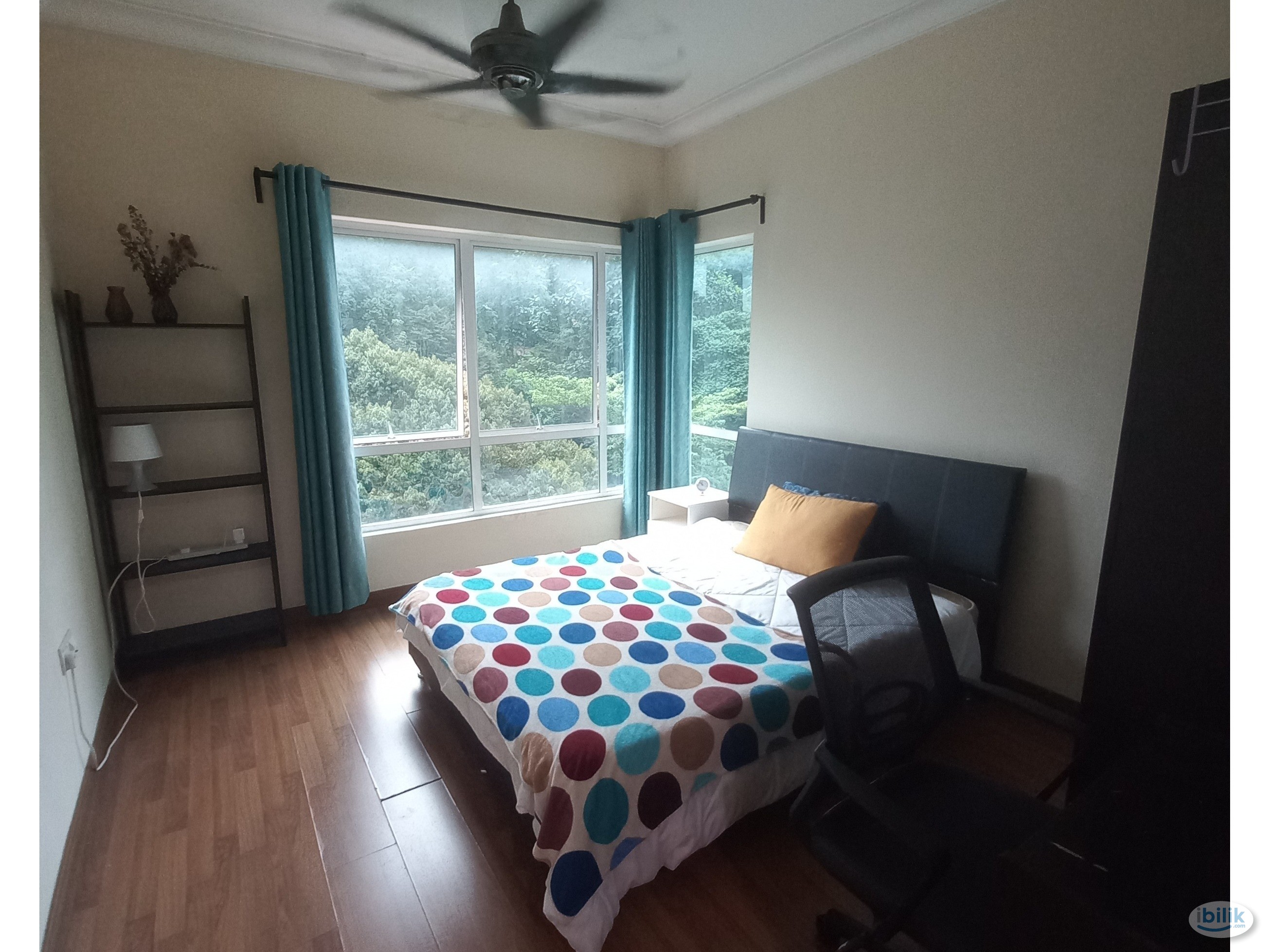 Master room *NO PARTITION* new block C metropolitan square condo - Image 1