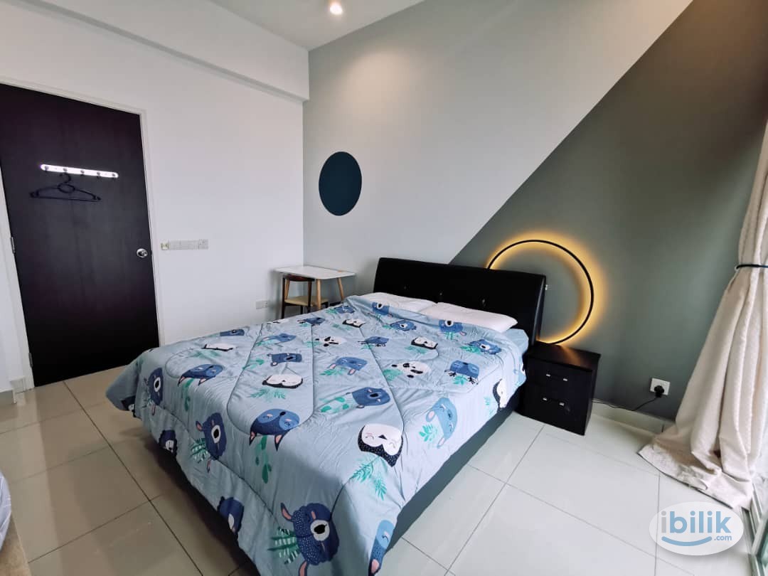 Bayan Lepas Master Room at Reflections Condo - Image 5