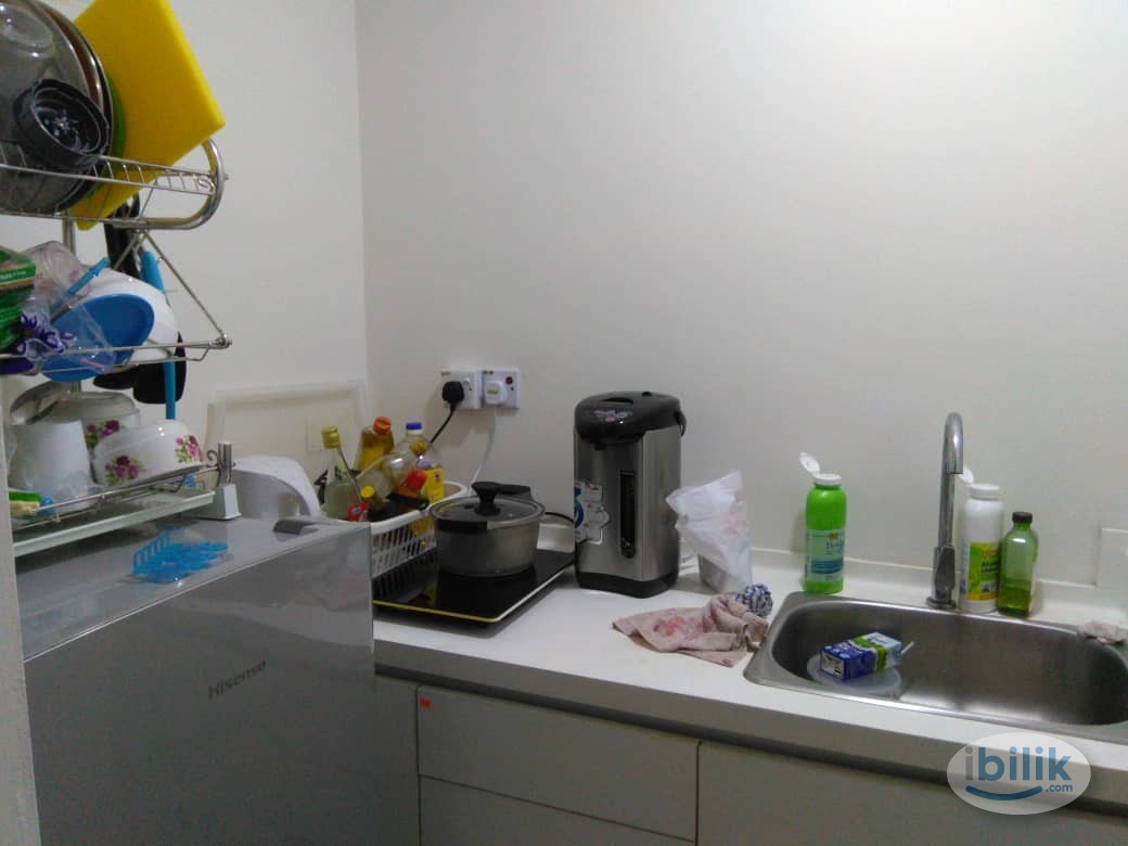 Nice Middle Room at Trefoil, Setia Alam (Direct Owner) - Image 1
