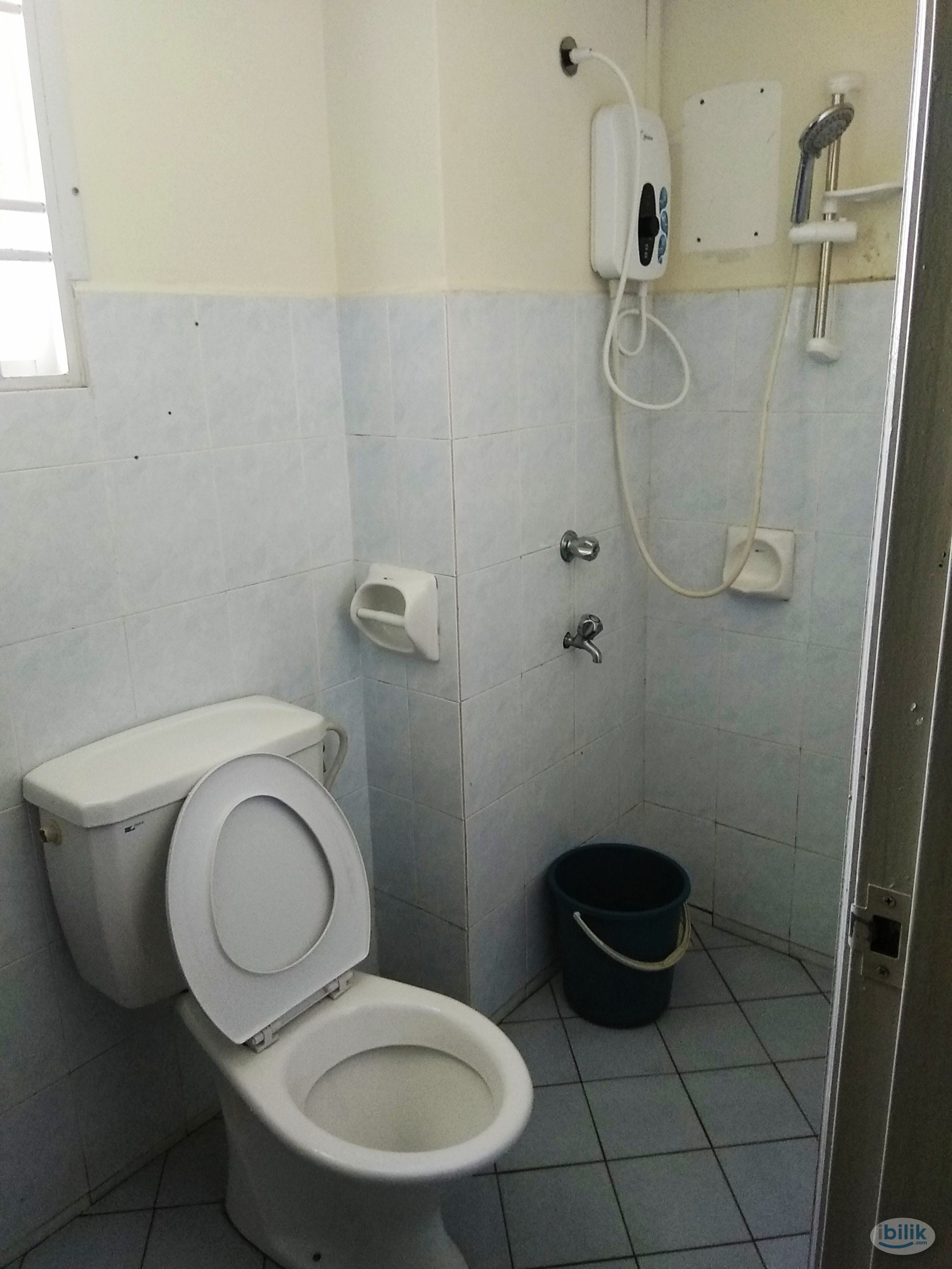 Single Room at Permas Ville, Permas Jaya - Image 3