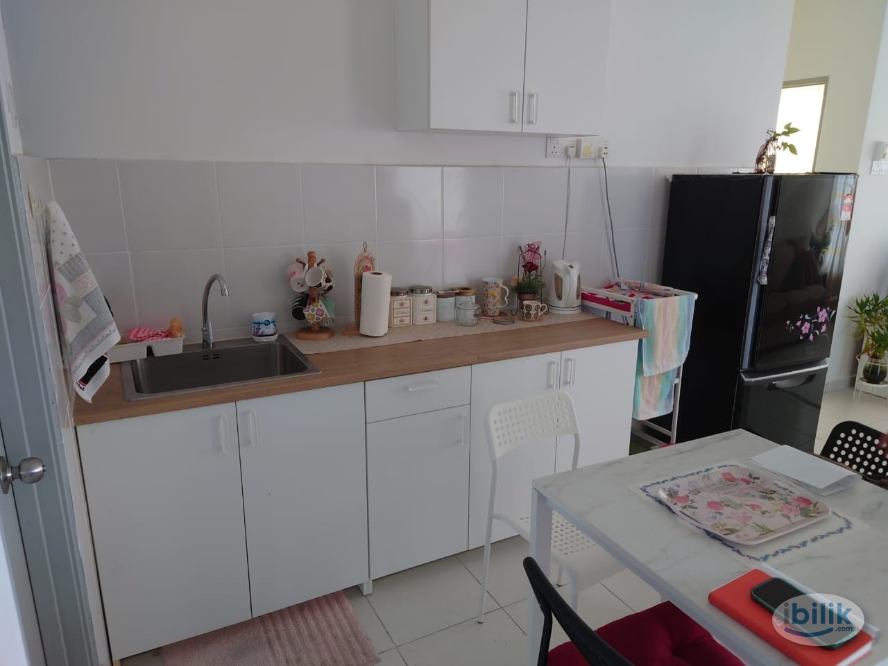 Middle Room at The Zizz, Damansara Damai - Image 2