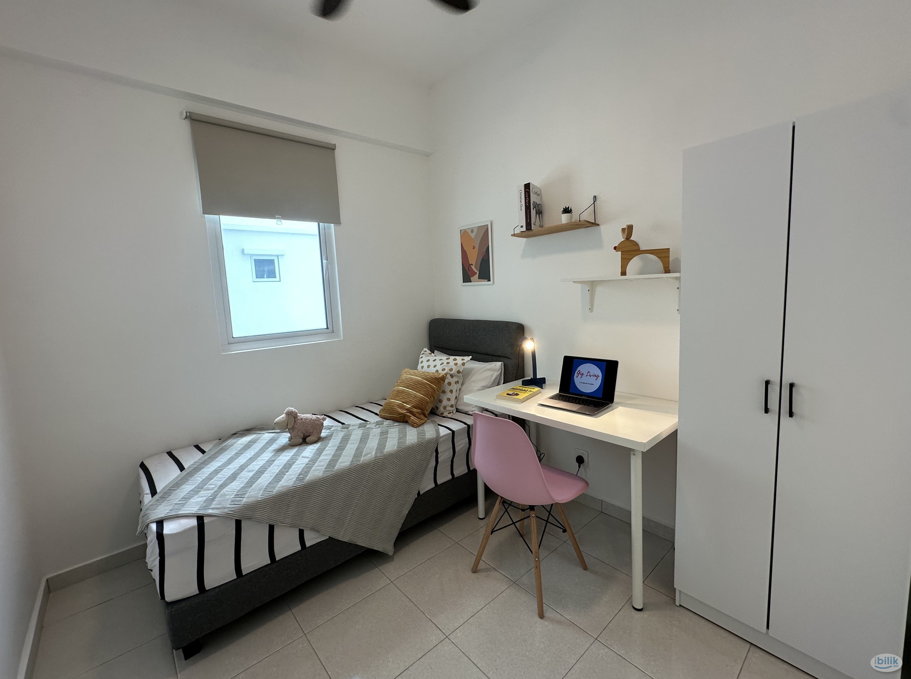 Newly Renovated Single Room at Havana Beach Residences, Bayan Lepas - Image 1