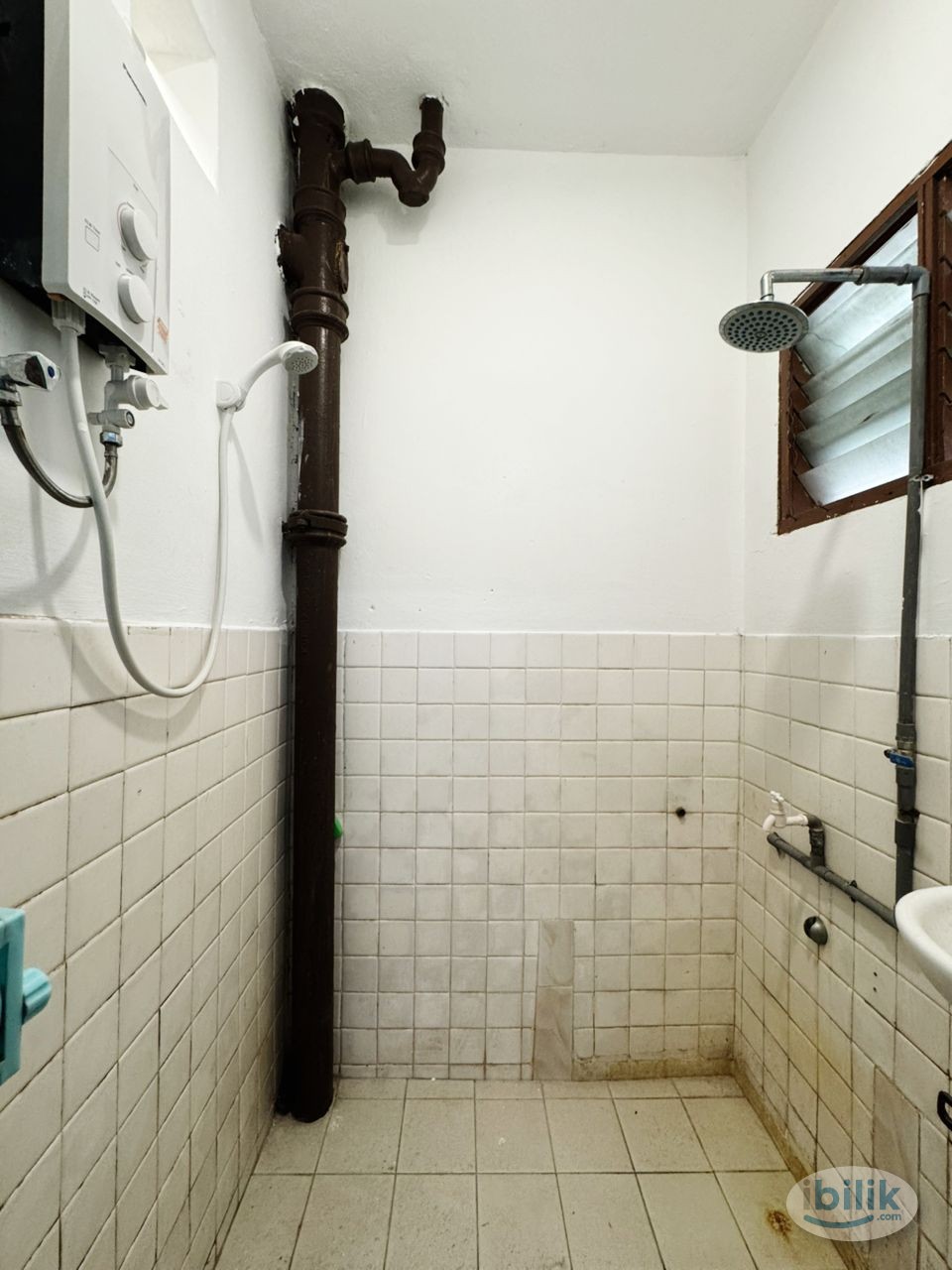 Kepong Brem Mall Jalan Ipoh Middle Room, 7 min to MRT next to Sungai Mas Plaza - Image 3