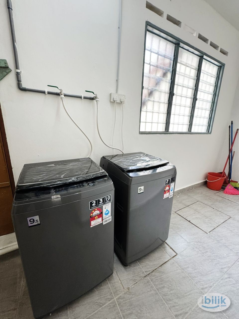 Kepong Brem Mall Jalan Ipoh Middle Room, 7 min to MRT next to Sungai Mas Plaza - Image 2