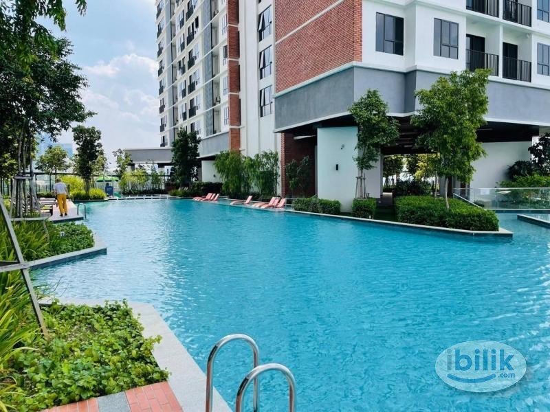 Small room for rent, for male only, at The Birch, near MRT Sentul West - Image 5