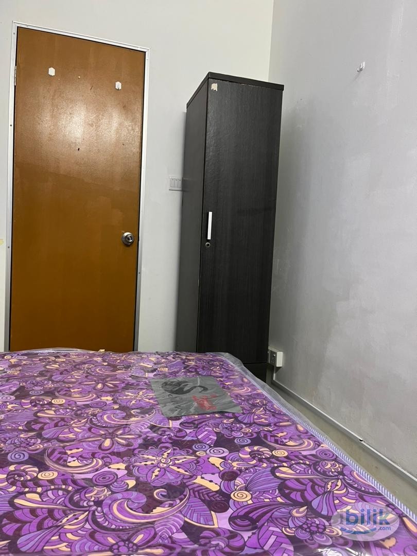 Single small Room Avenue Crest, Shah Alam,Batu 3 , Sek 22. Near Glenmarie .24 HOUR SECURITY !!Nearby have Giant, Tesco,  - Image 2