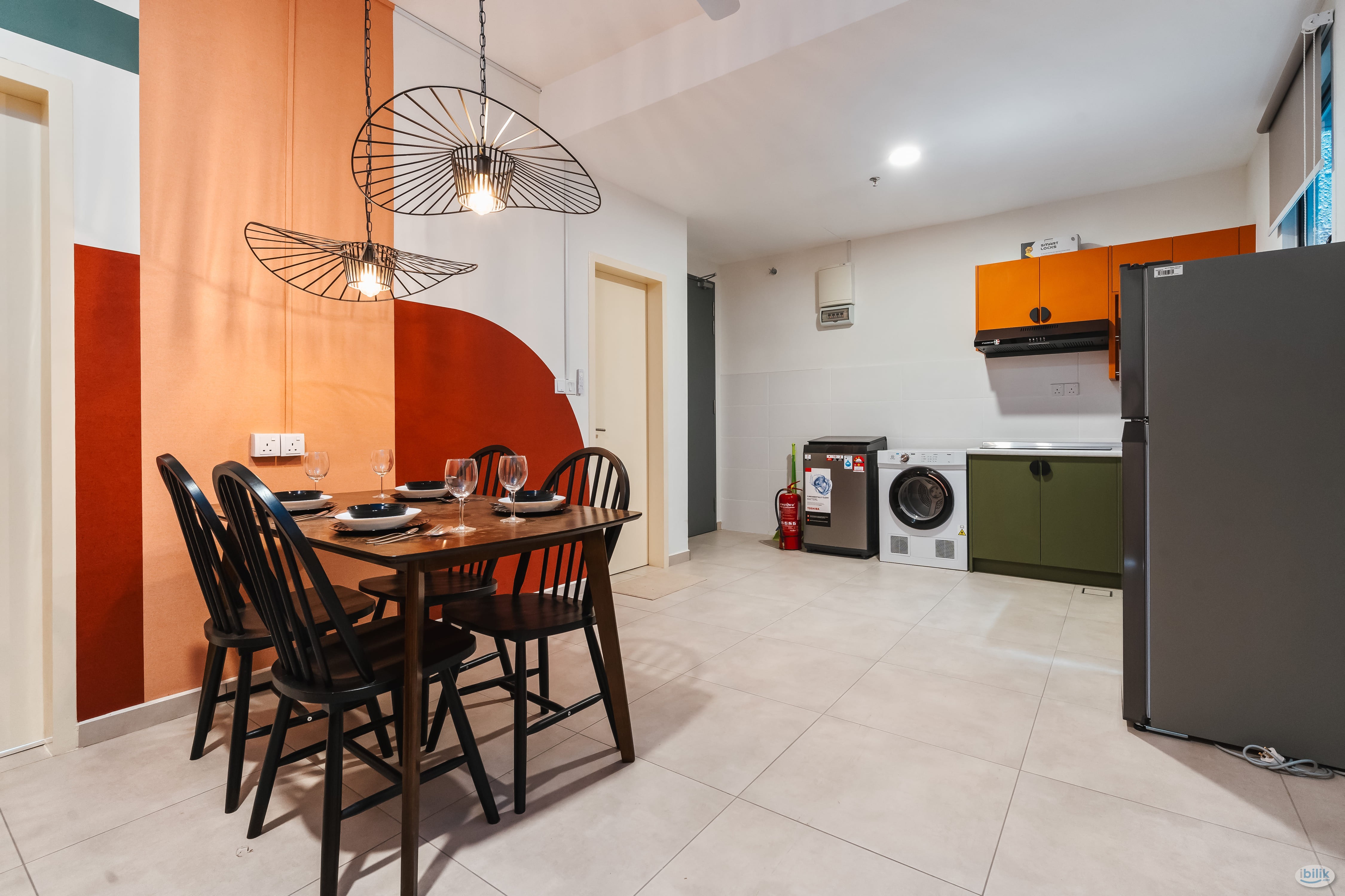 Middle Room at Meta Residences Putra Permai, Seri Kembangan - Image 3