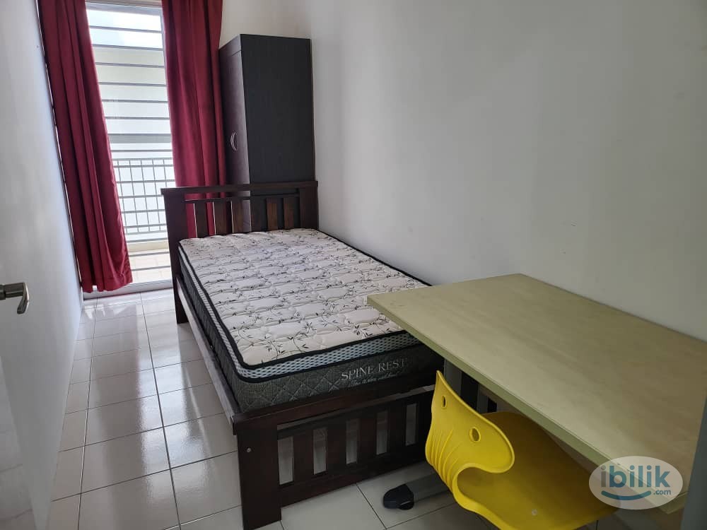 Single Room at Residensi Laguna, Bandar Sunway - Image 4