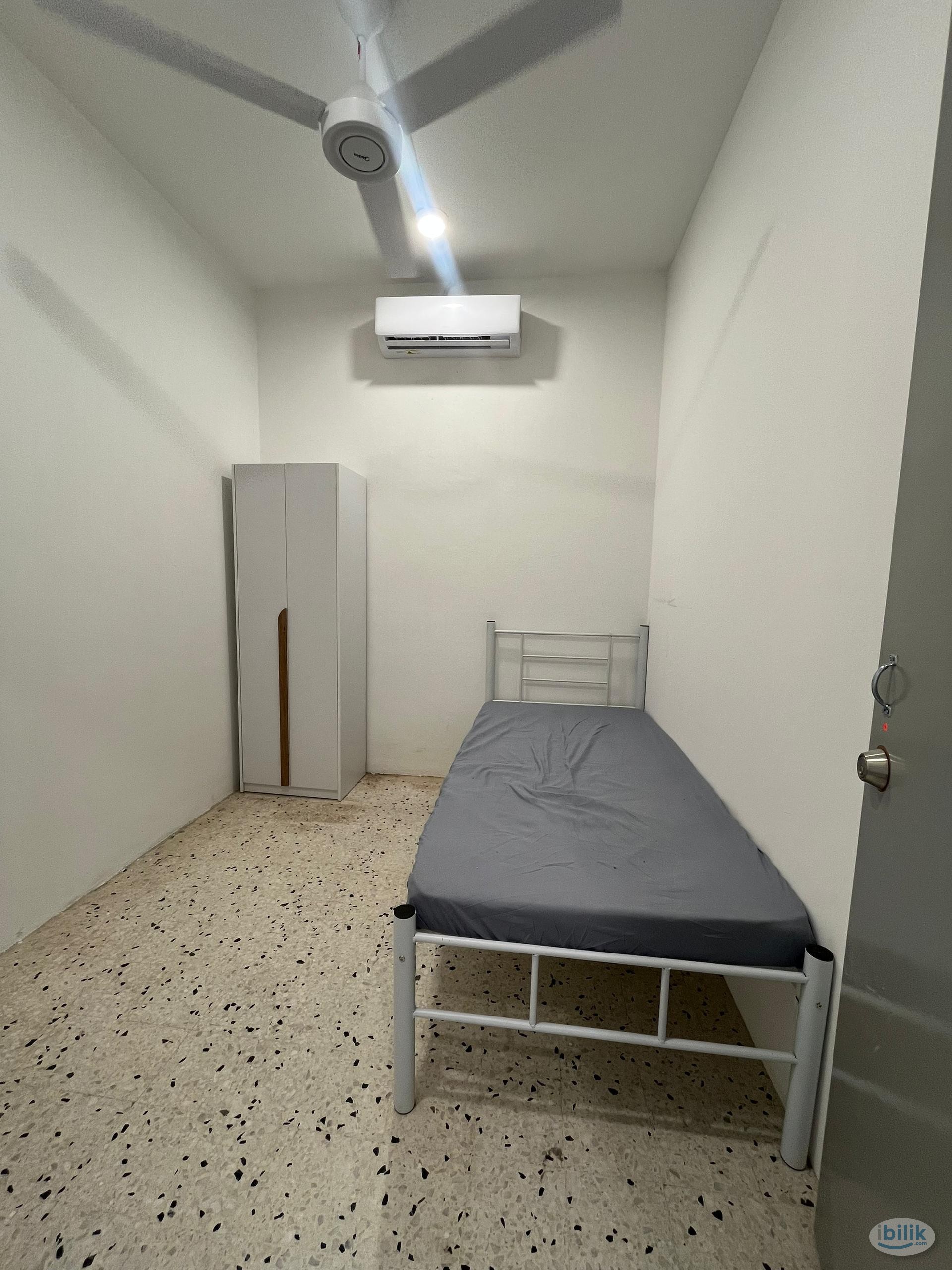 🏡 Cozy Room for Rent @ Jalan Ipoh | 🚆 7 Mins Walk to Kentonmen MRT | 🌐 WiFi Ready - Image 1