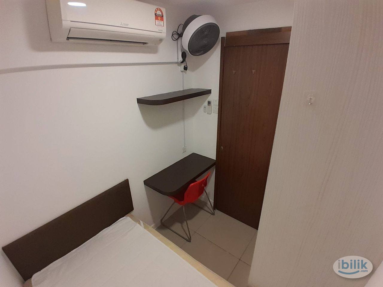 [NEAR TAYLOR UNIVERSITY] Single Room with Aircond & Window for Rent at D'Latour - Image 1