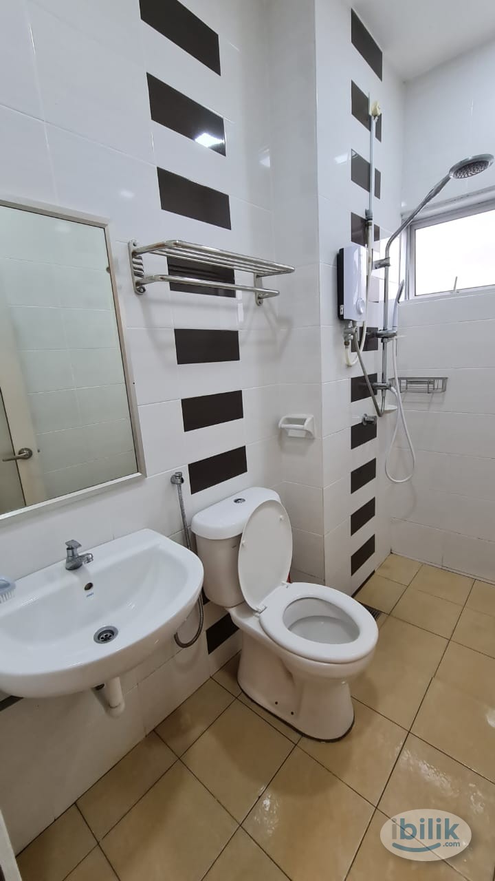 Manjung Sitiawan Room Rental - Image 5