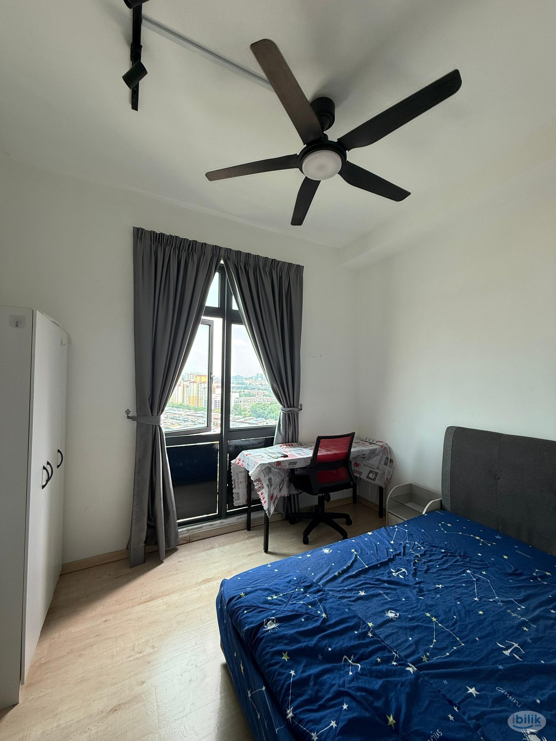 Middle Room at The Henge, Kepong - Image 1