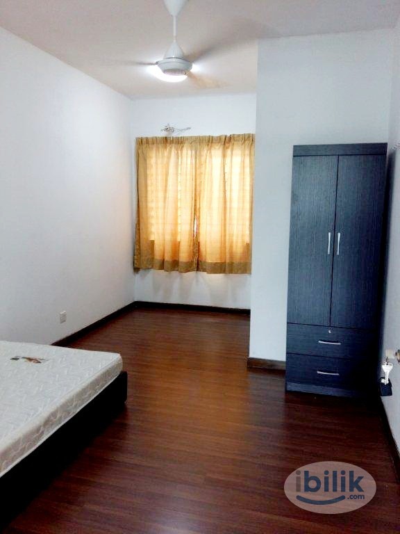 All Female House Middle Room(With 24 Hrs Security+Utility) 15 Mins To KLCC/Mid Valley/PJ at Lakefields Sungei Besi KL - Image 1