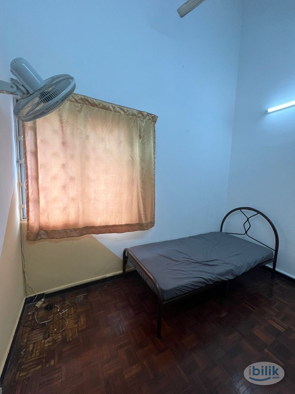 Simple & Cozy Room Walking Distance to LRT TAMAN BAHAGIA👀 - Image 1
