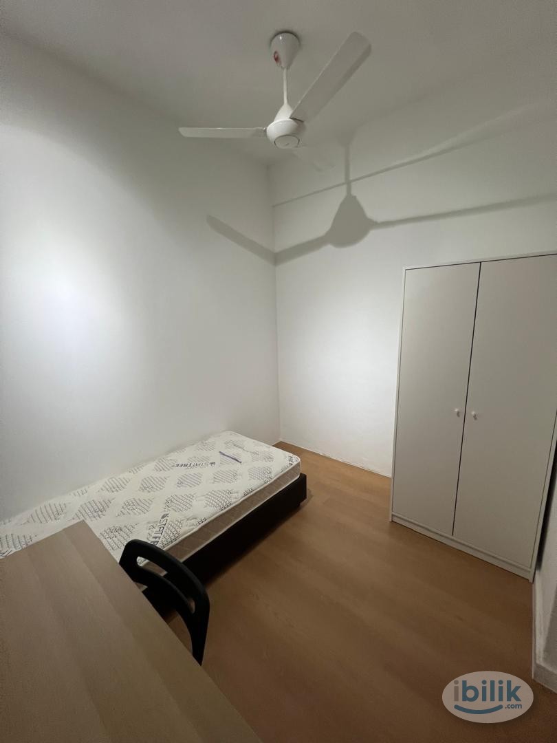 Single Room at Lakeside Residences, Puchong - Image 4