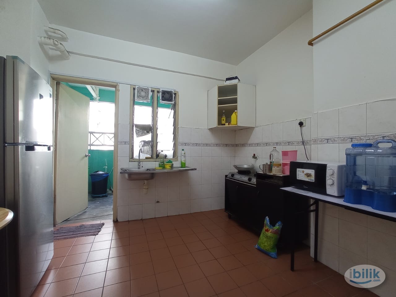 Vista Komanwel B & C Fully furnished Rooms [Free wifi utilities cleaning] - Image 4