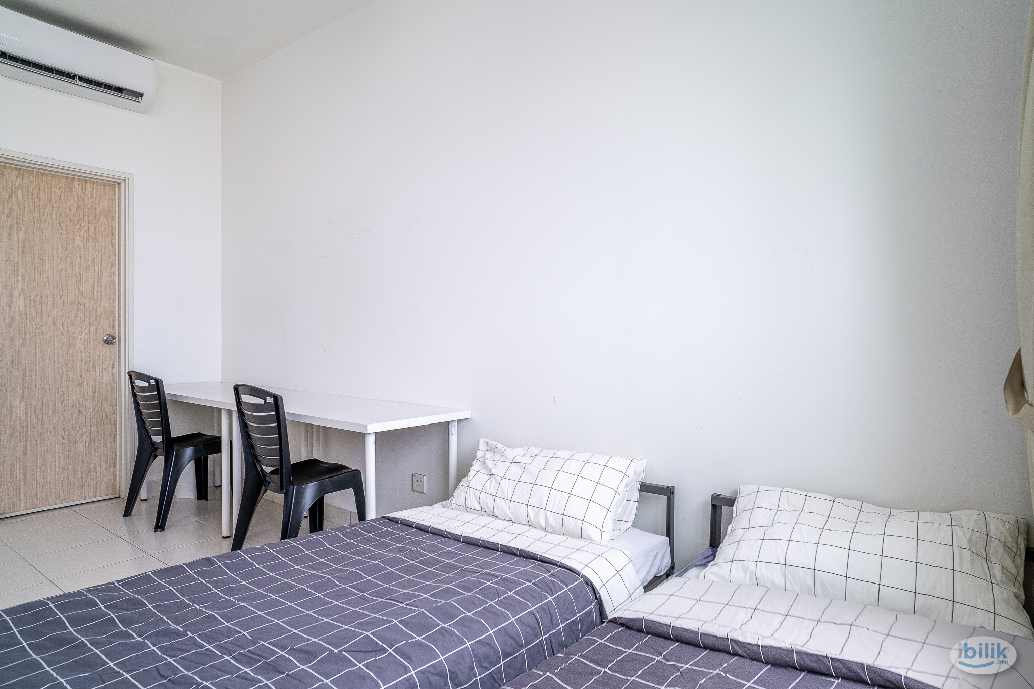 Master Room at One Foresta include carpark, Bayan Lepas, Penang - Image 2