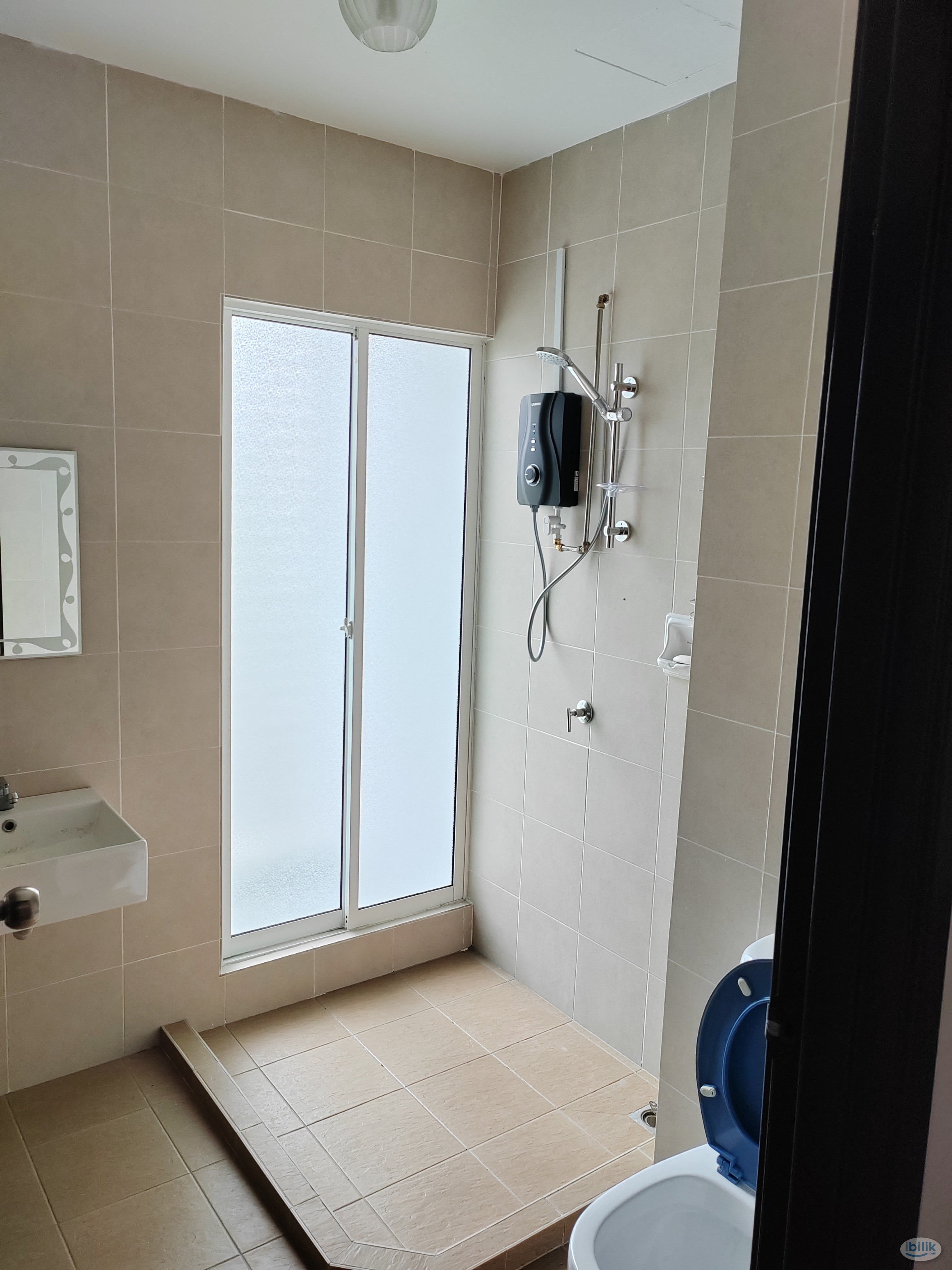 2nd Master Bedroom room for ren at Paya Terubong - Image 3