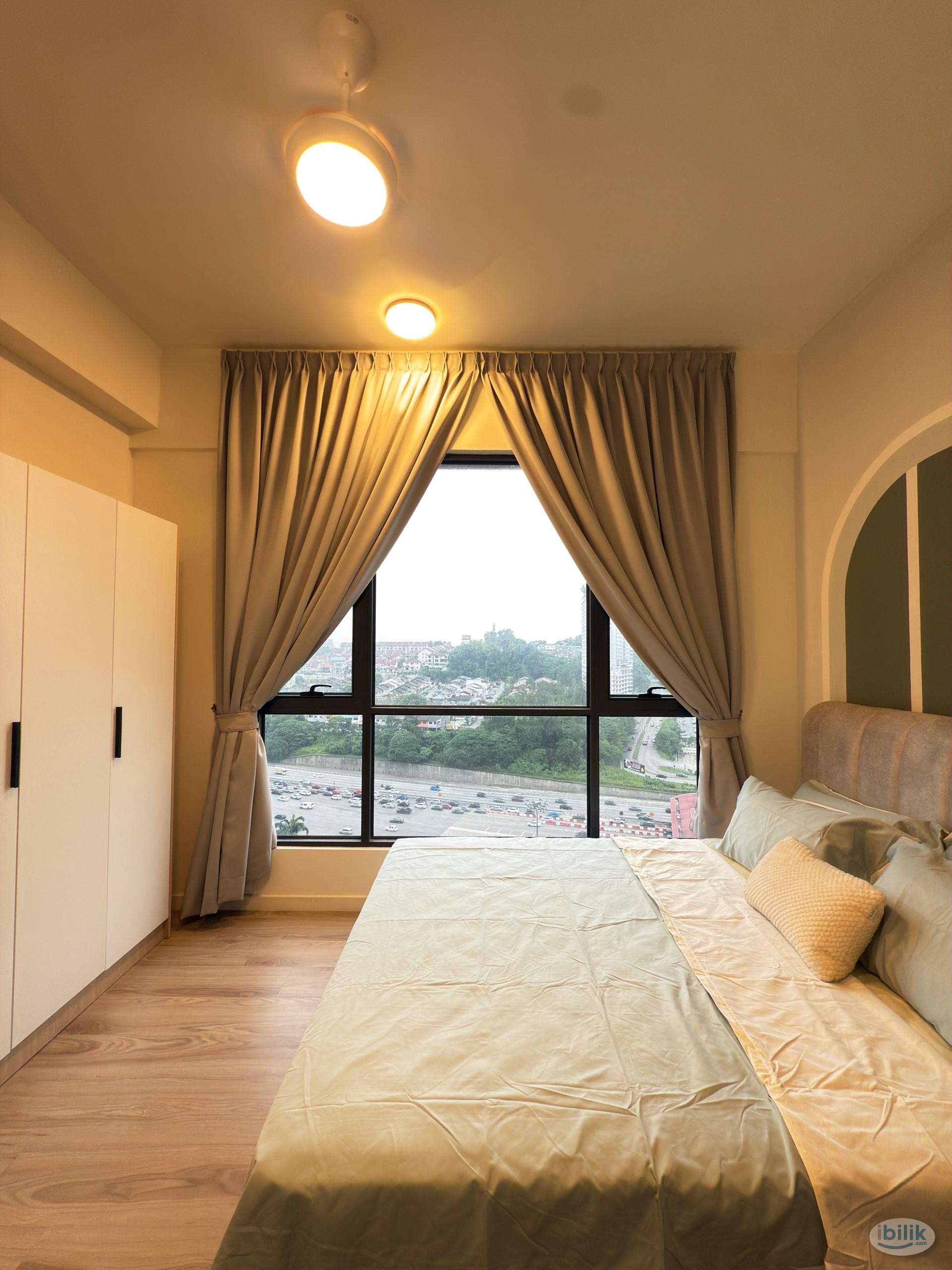 Premium Master Room Walking distance MRT Taman Suntex - Image 2