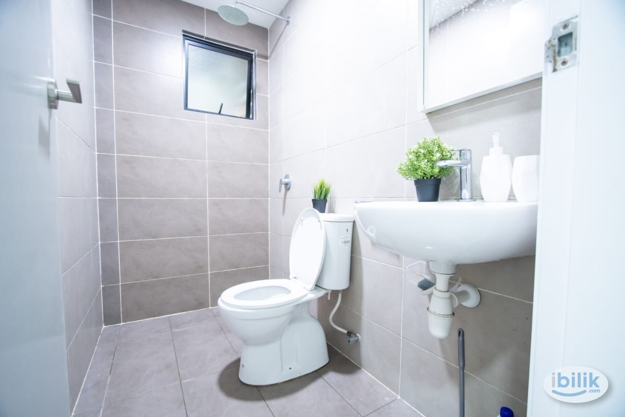 [Mixed Gender Unit] Single Room at The Greens, Seksyen 22 Shah Alam Near KPJ Hospital MSU Mapletree ZALORA KTM Batu Tiga - Image 4
