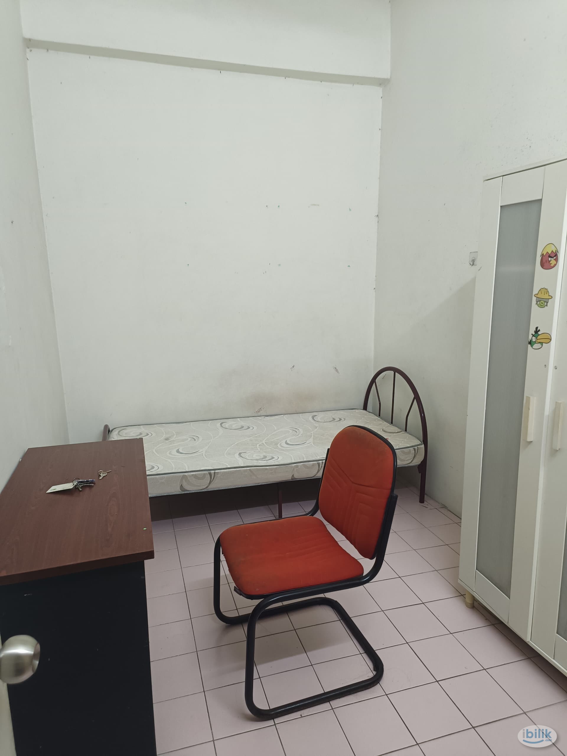 Small Room at Flora Green Condo  - Image 1