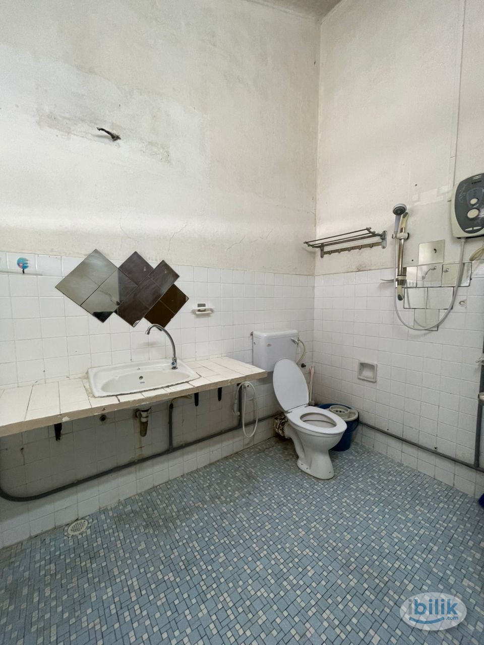🤗FEMALE UNIT MASTER ROOM FOR RENT AT SS2 🤗 🔥MOVE IN IMMEDIATELY🌈TRUSTED AGENT🌈 - Image 4