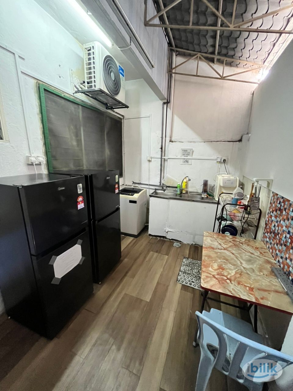 🚩SS22 DAMANSARA JAYA NICE COUPLE MIDDLE ROOM FOR RENT 🤩🤩NEAR TO ATRIA SHOPPING GALLERY🎉🎉🎉 - Image 5