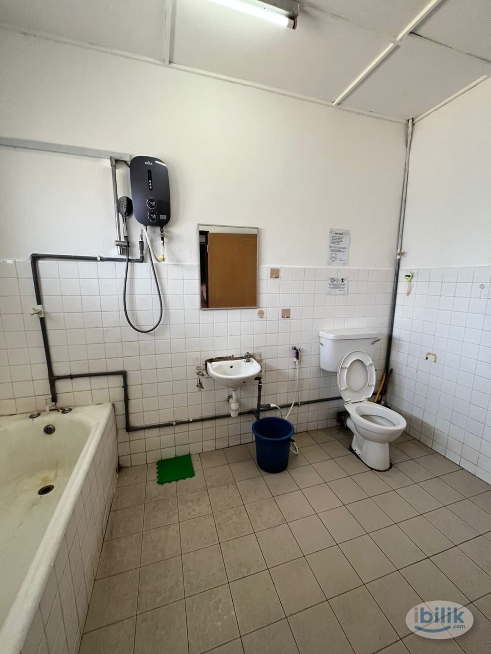 🚩SS22 DAMANSARA JAYA NICE COUPLE MIDDLE ROOM FOR RENT 🤩🤩NEAR TO ATRIA SHOPPING GALLERY🎉🎉🎉 - Image 4