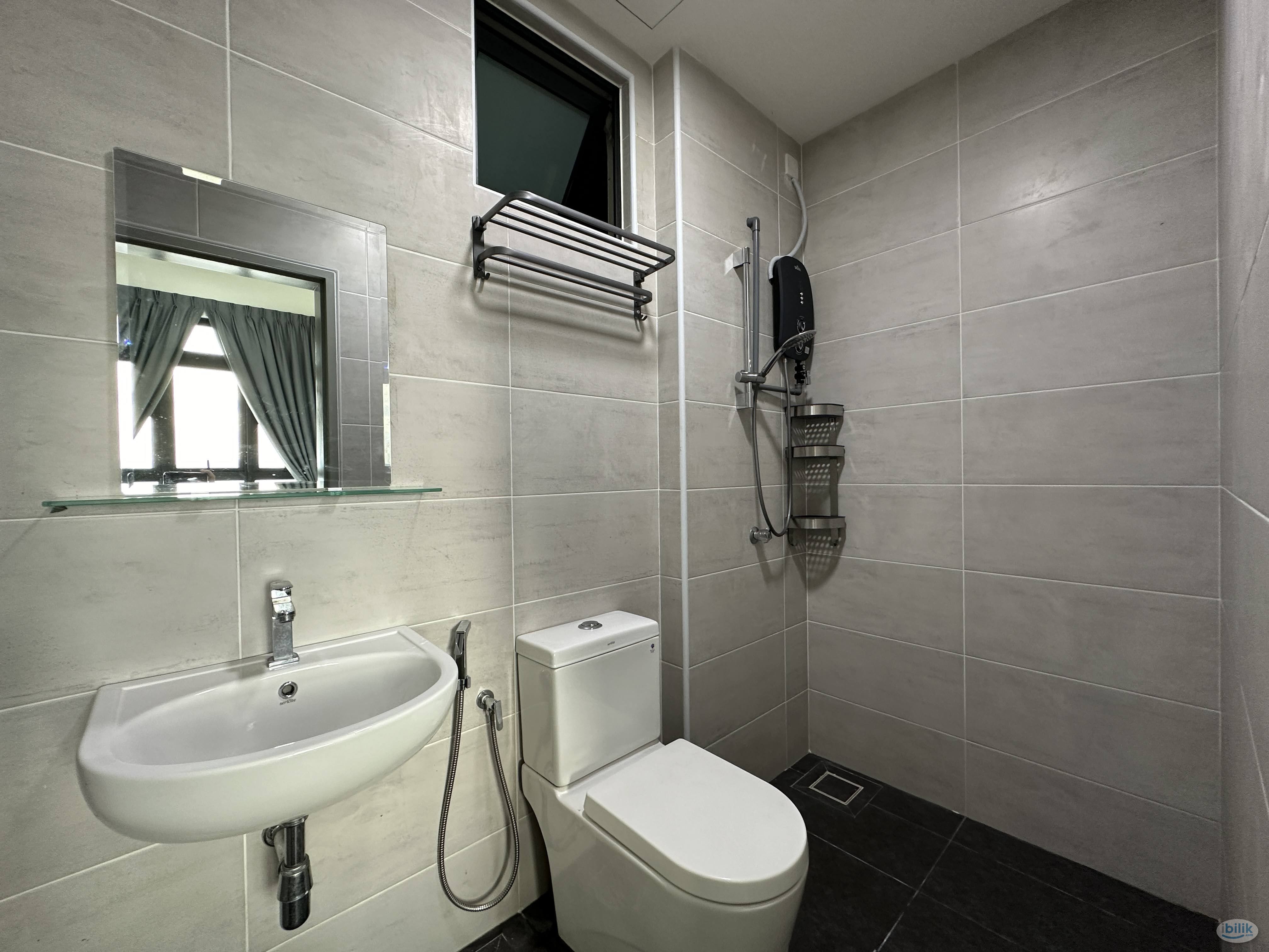 B11 Parkland Residence Cheras,Master Room,Mixed Gender,Walking Distance To MRT Batu 11 Cheras - Image 5