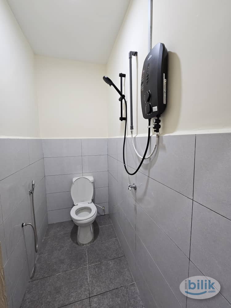 [ Superb Comfort | Zero Deposit ] ❤️‍🔥 Comfortable Middle Room at Bandar Puchong Jaya💕 ‼️ - Image 4