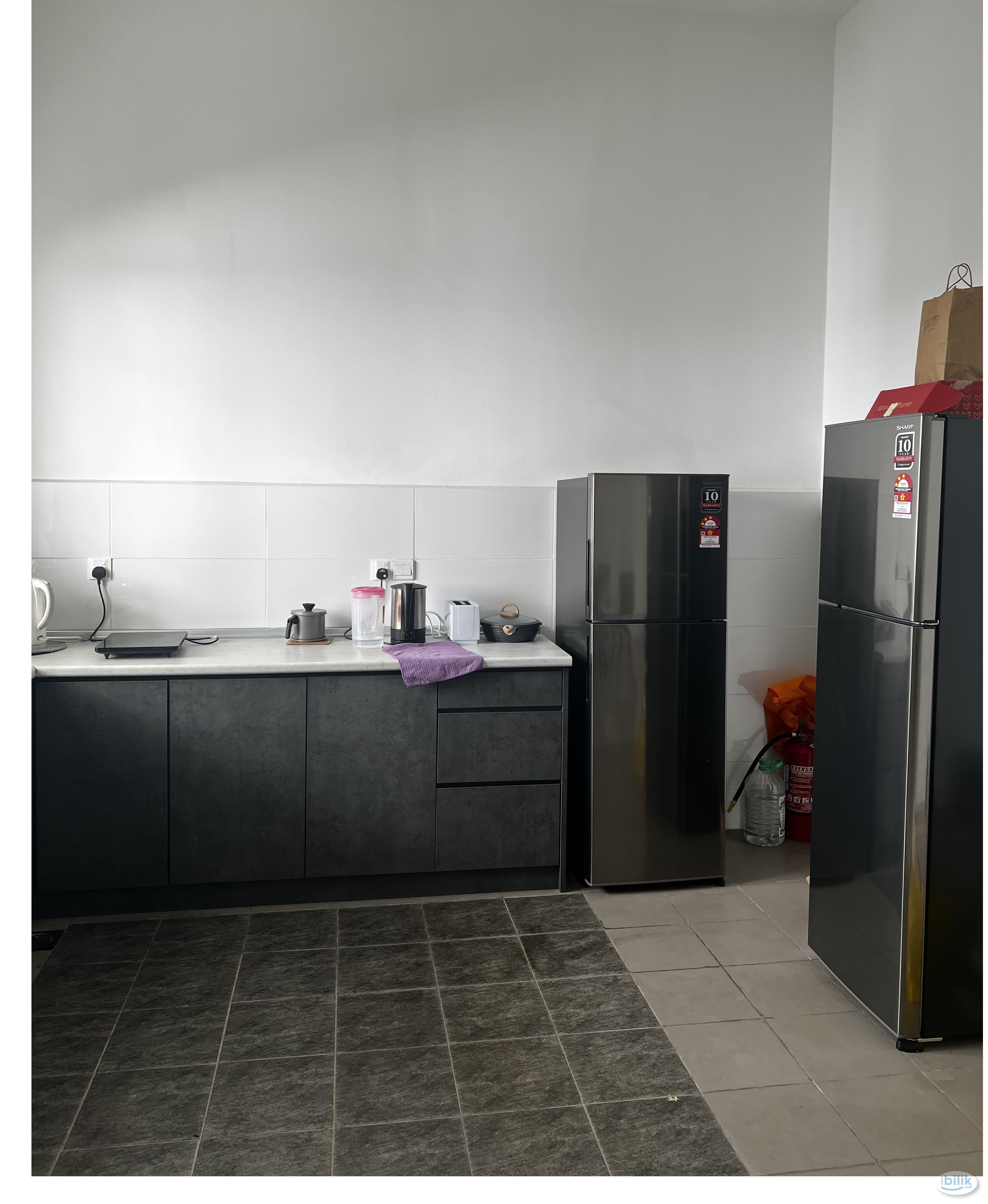 Single Room with Private Batt - Image 5