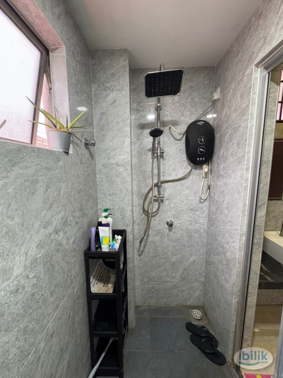 🥳Middle Room at Damansara Uptown, Damansara Utama🥳Nearby👉Ikea damansara,Atria Mall,Starling Mall,Damansara Uptown,Damans - Image 4