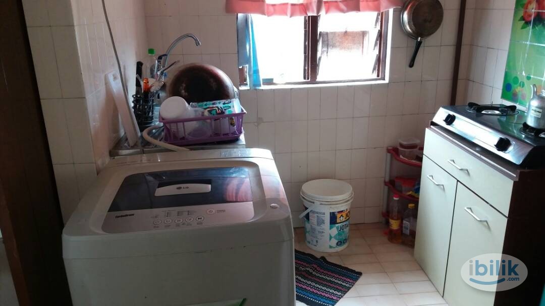 Bilik Sewa Wanita Melayu, Medium Sharing Room Di Flat Blok D16 Seksyen 2, Wangsa Maju KL. - Image 2