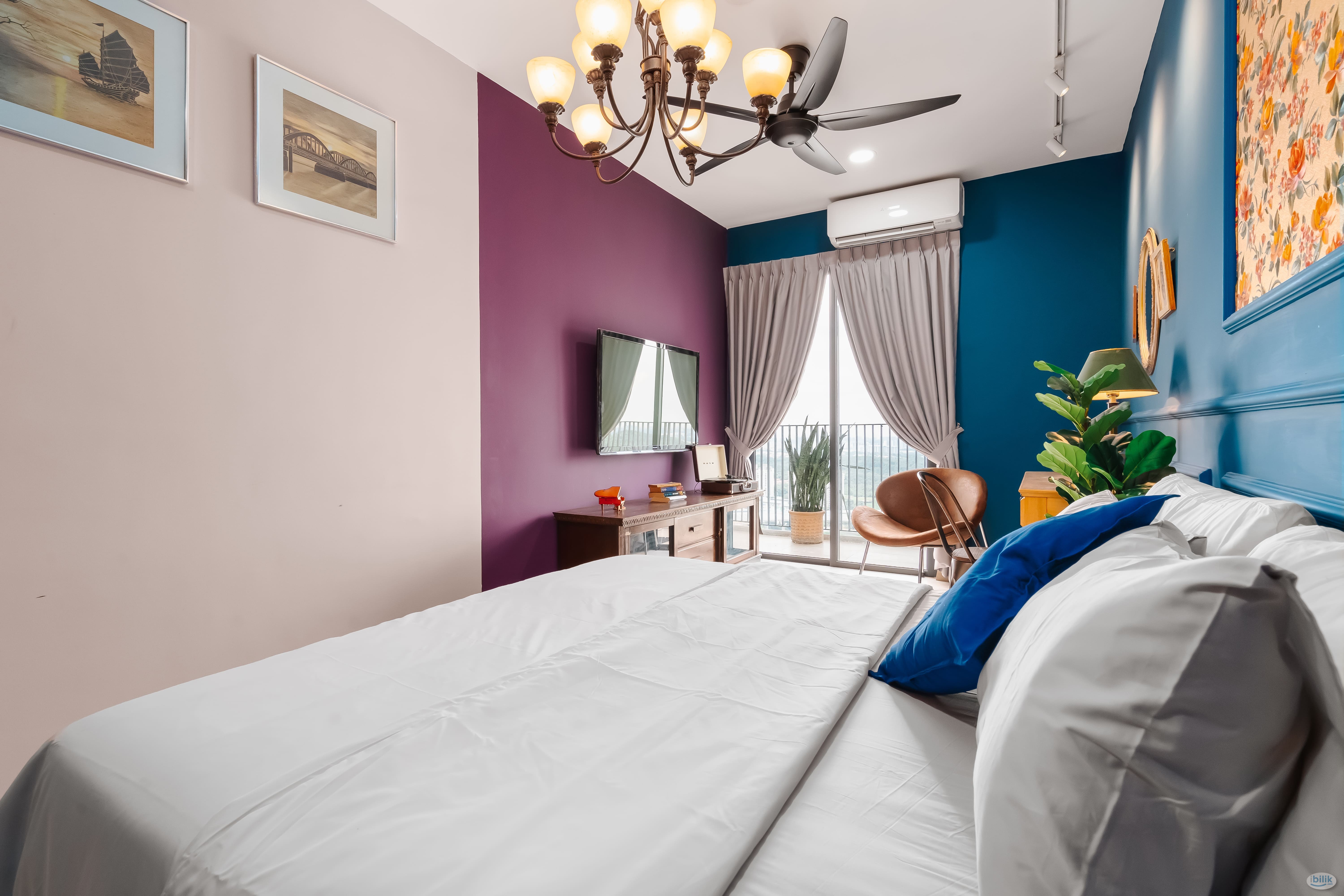 Master Room at Emporis, Kota Damansara - Image 4