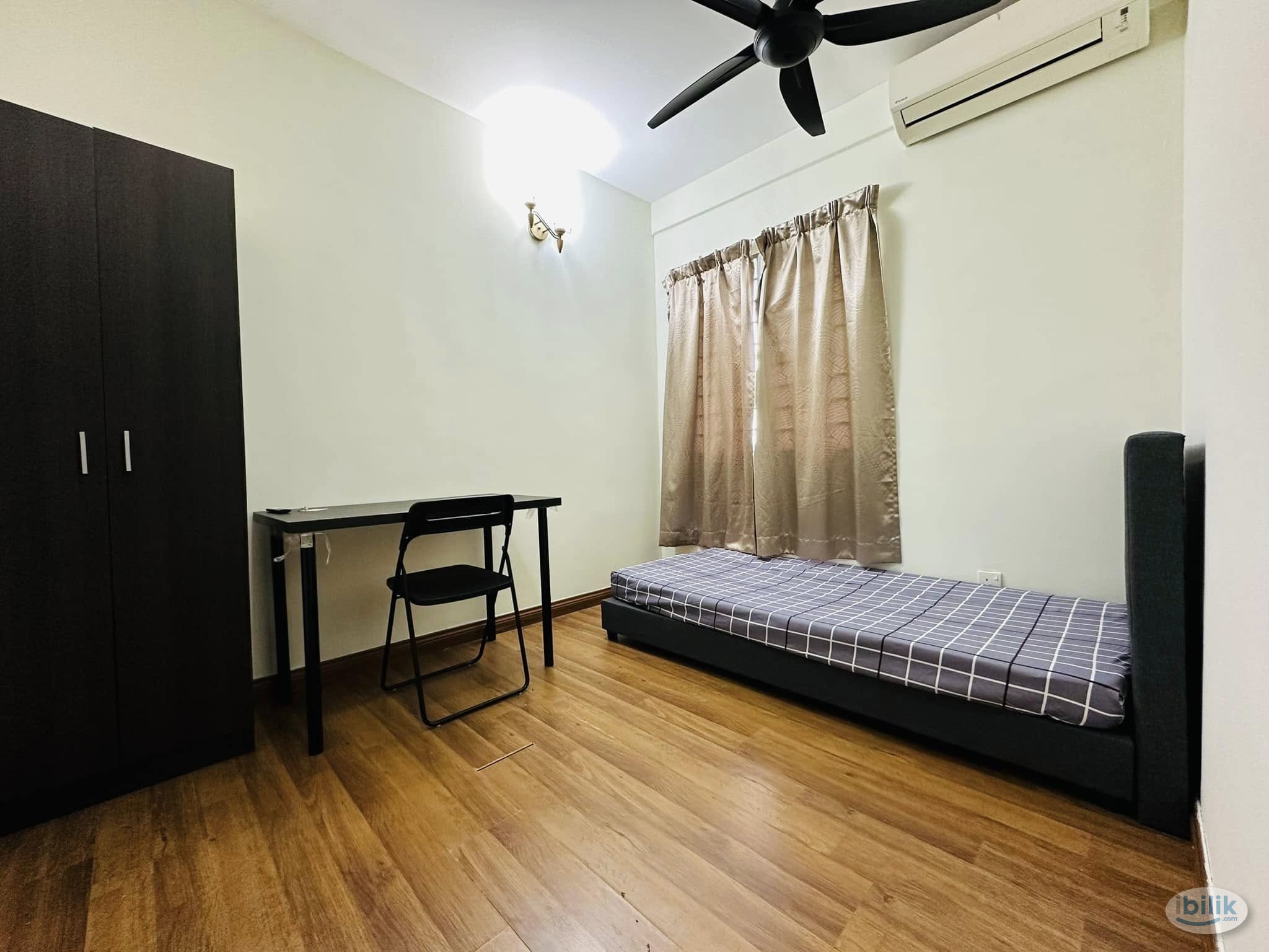 [1min Walk To LRT] Cheras Single Room With Bathroom at Seri Puteri, Bandar Sri Permaisuri - Image 1