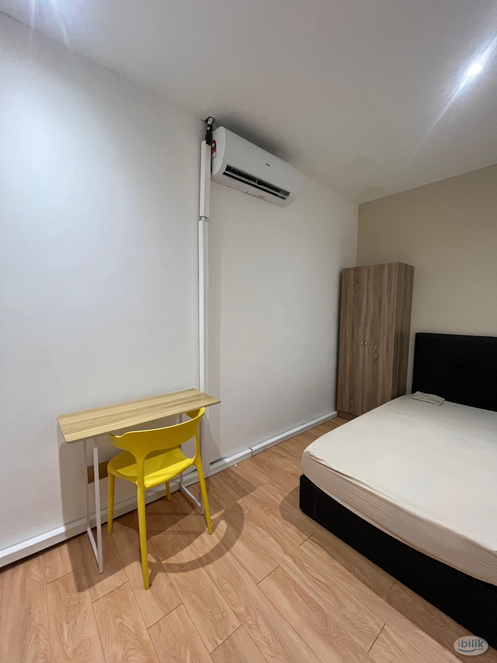 🏡 Cozy Hotel-Style Room @ Pudu | 🚆 5 Min Walk to LRT | 6 Min to MY TOWN MALL 🛍️ - Image 2
