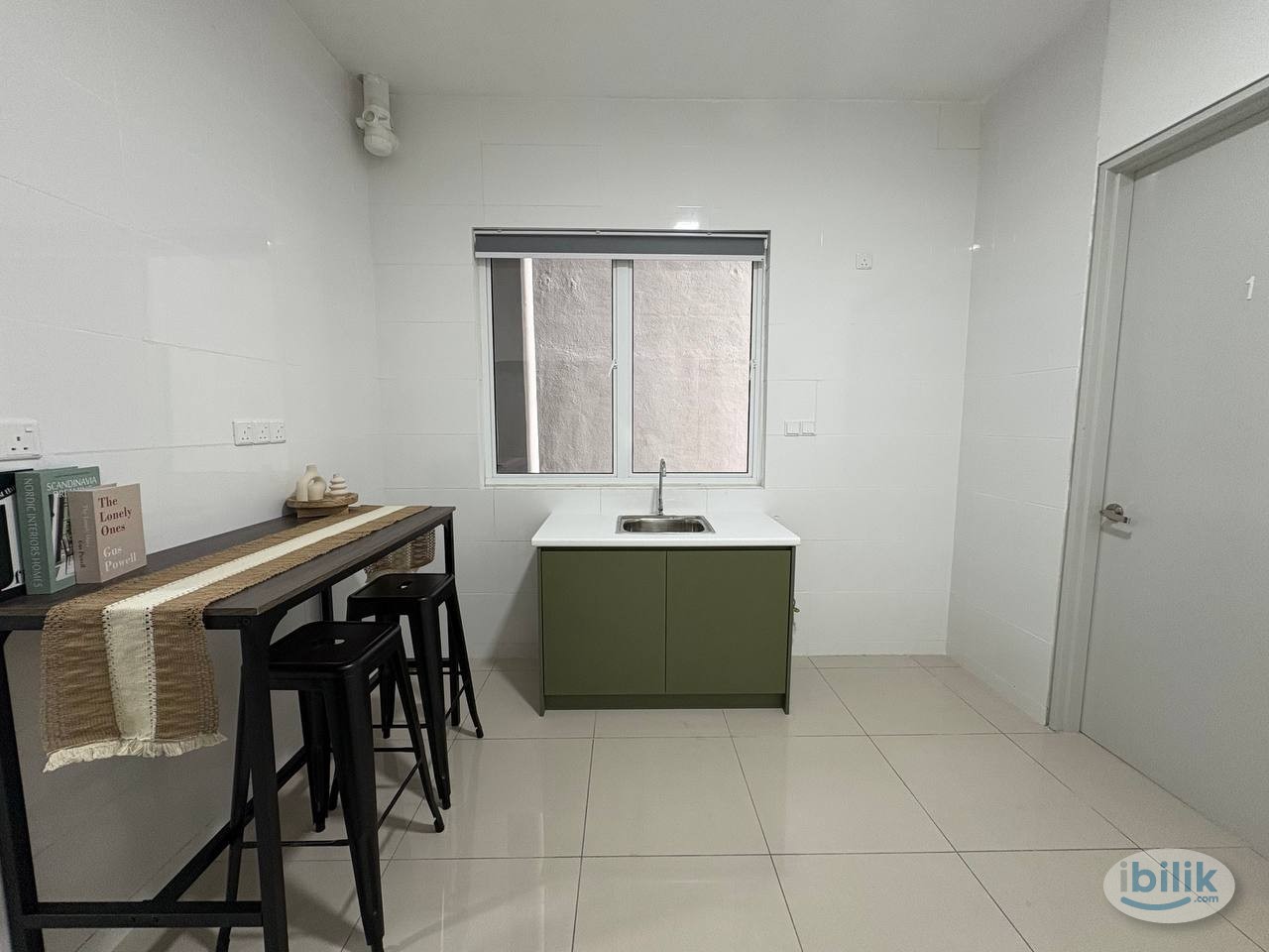 Master Room for rent short distance to HELP University - Image 5