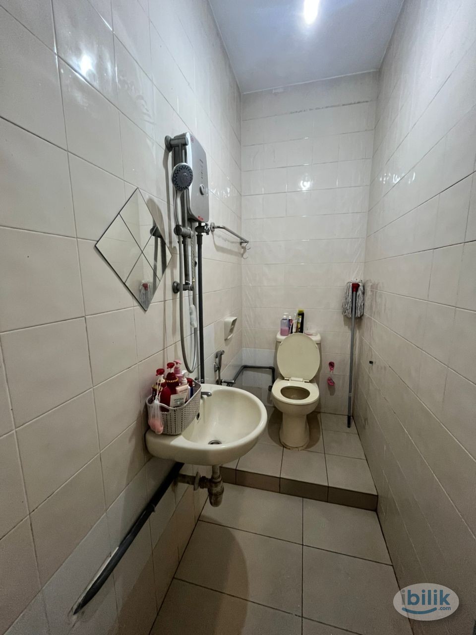 ‼️FIRST MONTH RENTAL RM 1️⃣ONLY‼️🙋‍♀️SEKSYEN 19 PETALING JAYA FEMALE SINGLE ROOM FOR RENT🙋‍♀️5 MIN DRIVING DISTANCE TO 3 - Image 4