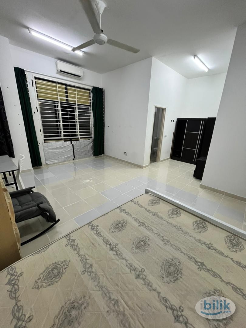 ‼️FIRST MONTH RENTAL RM 1️⃣ONLY‼️SETIA ALAM KLANG MASTER ROOM WITH PRIVATE BATHROOM ROOM FOR RENT💢NEAR TO SETIA CITY MAL - Image 2