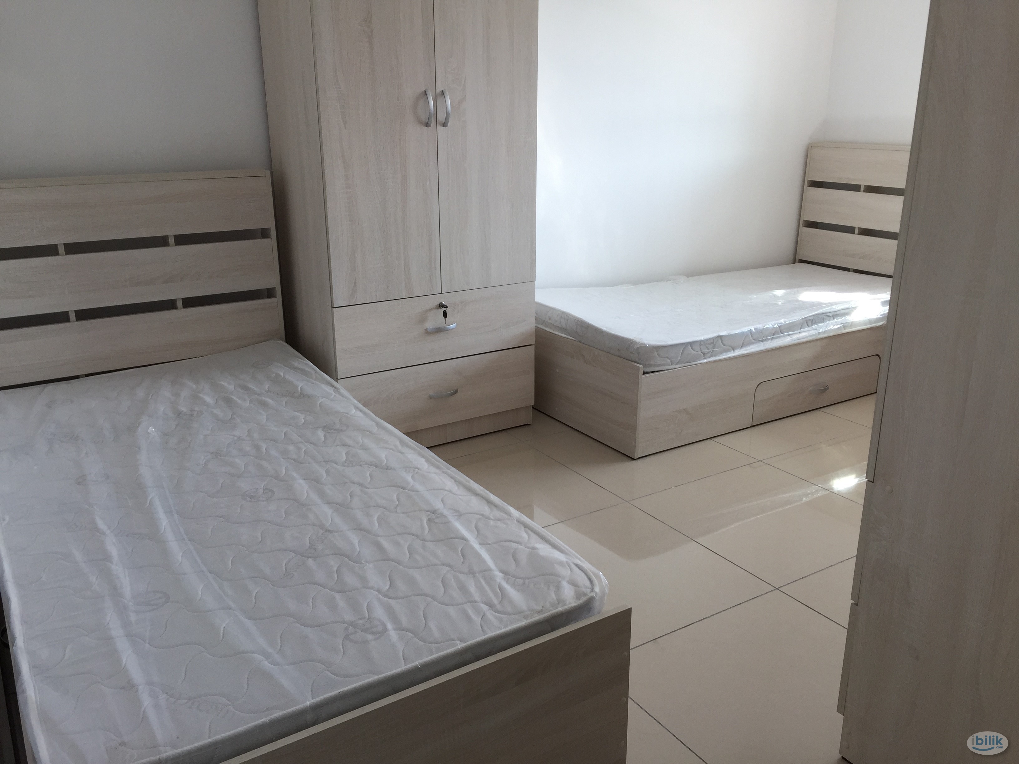 Private Room with Bathroom - Image 3