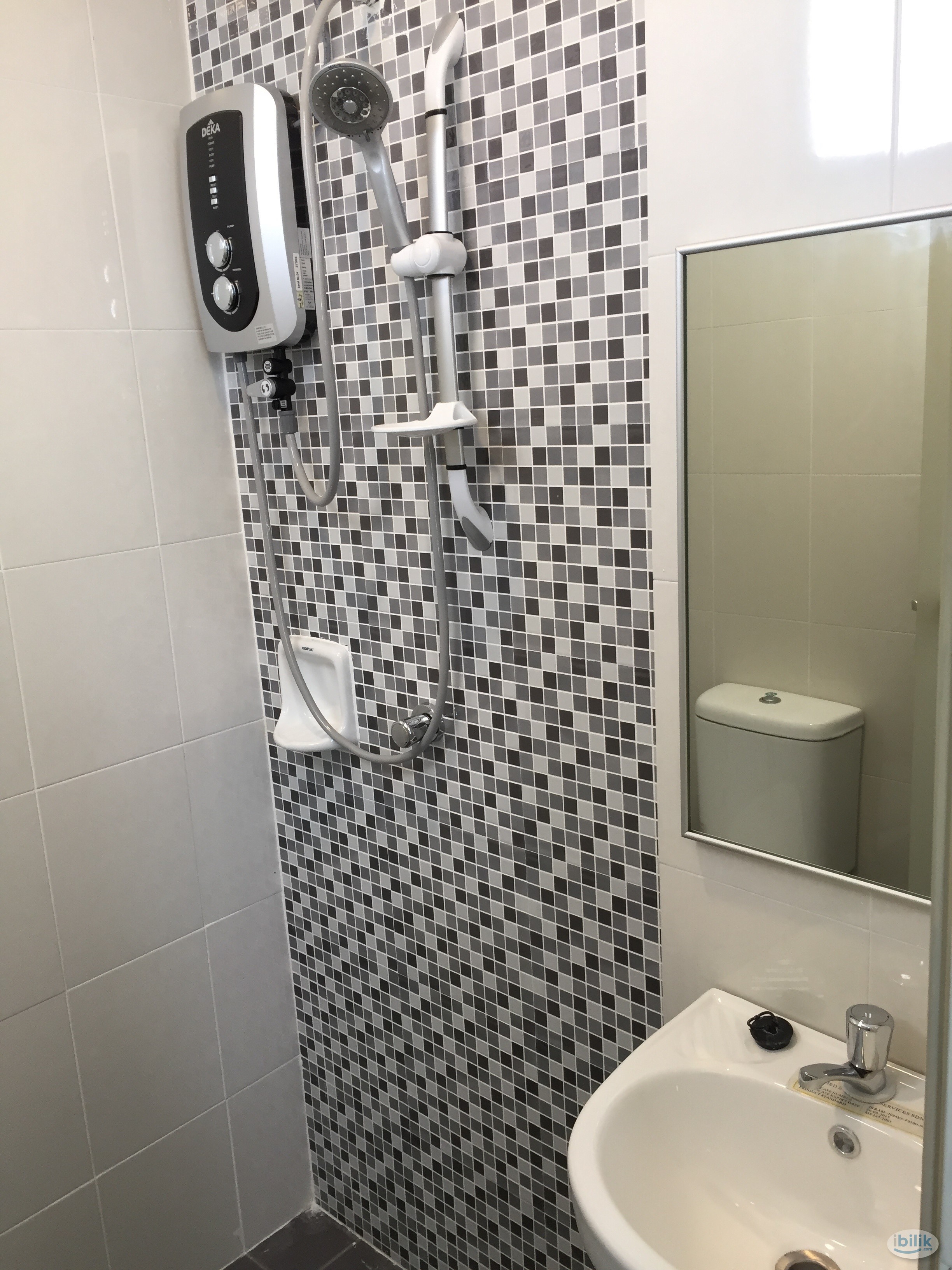 Private Room with Bathroom - Image 5