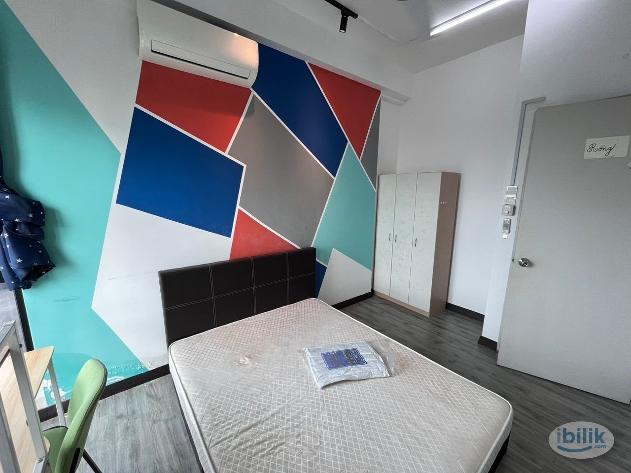 Middle Room at D'Sands Residence, Old Klang Road. - Image 1
