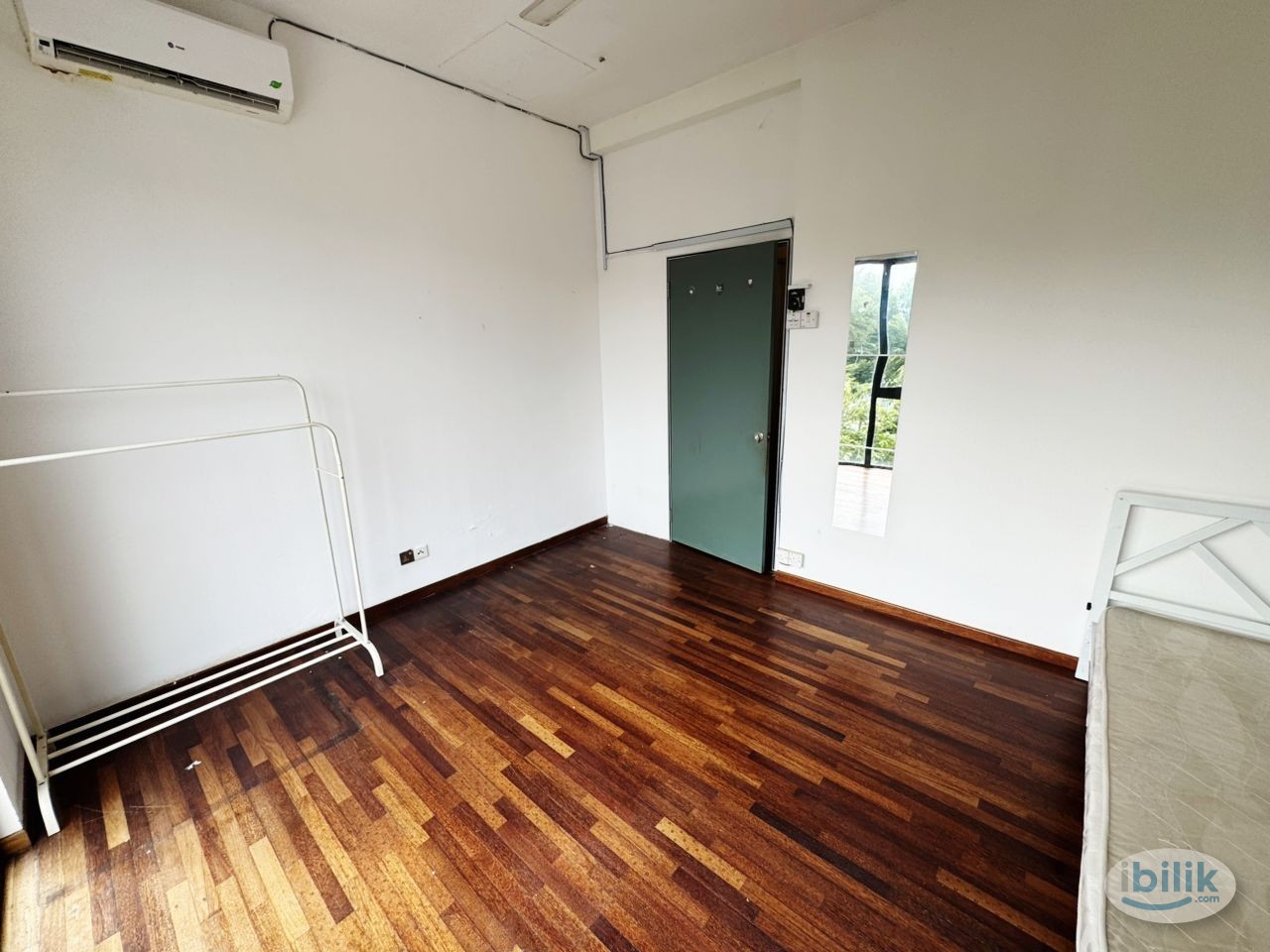 🏡 DIRECT OWNER!! Stylish Room in Gated Setia Alam – Near Mall & Transit! - Image 1