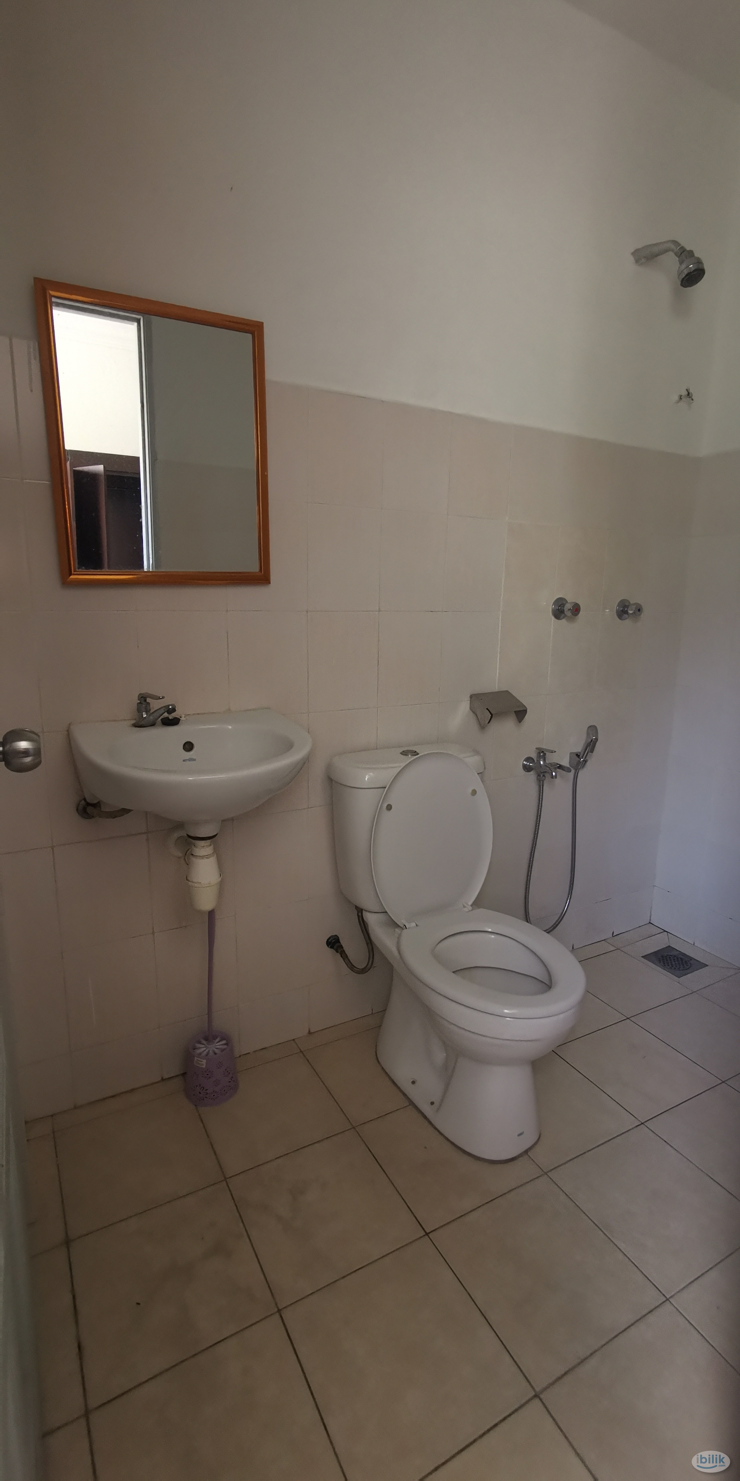 Master Room at Bandar Sunway, Petaling Jaya - Image 1