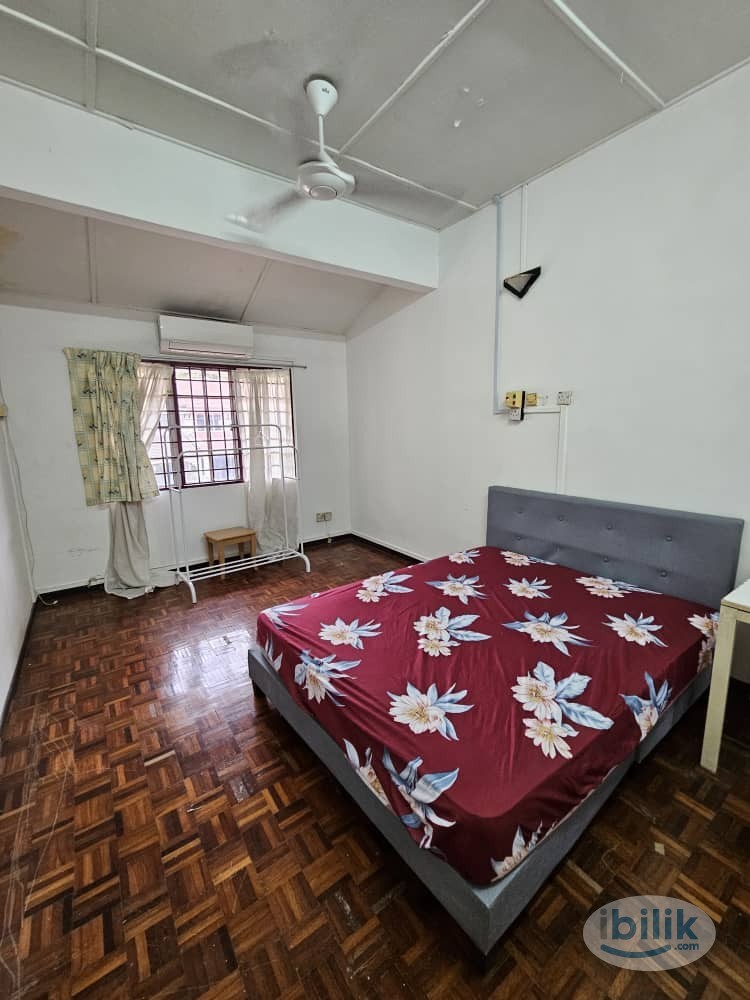 🏡🌈Middle Room at Taman Paramount, Petaling Jaya (150m Walk To Paramount LRT) - Image 2