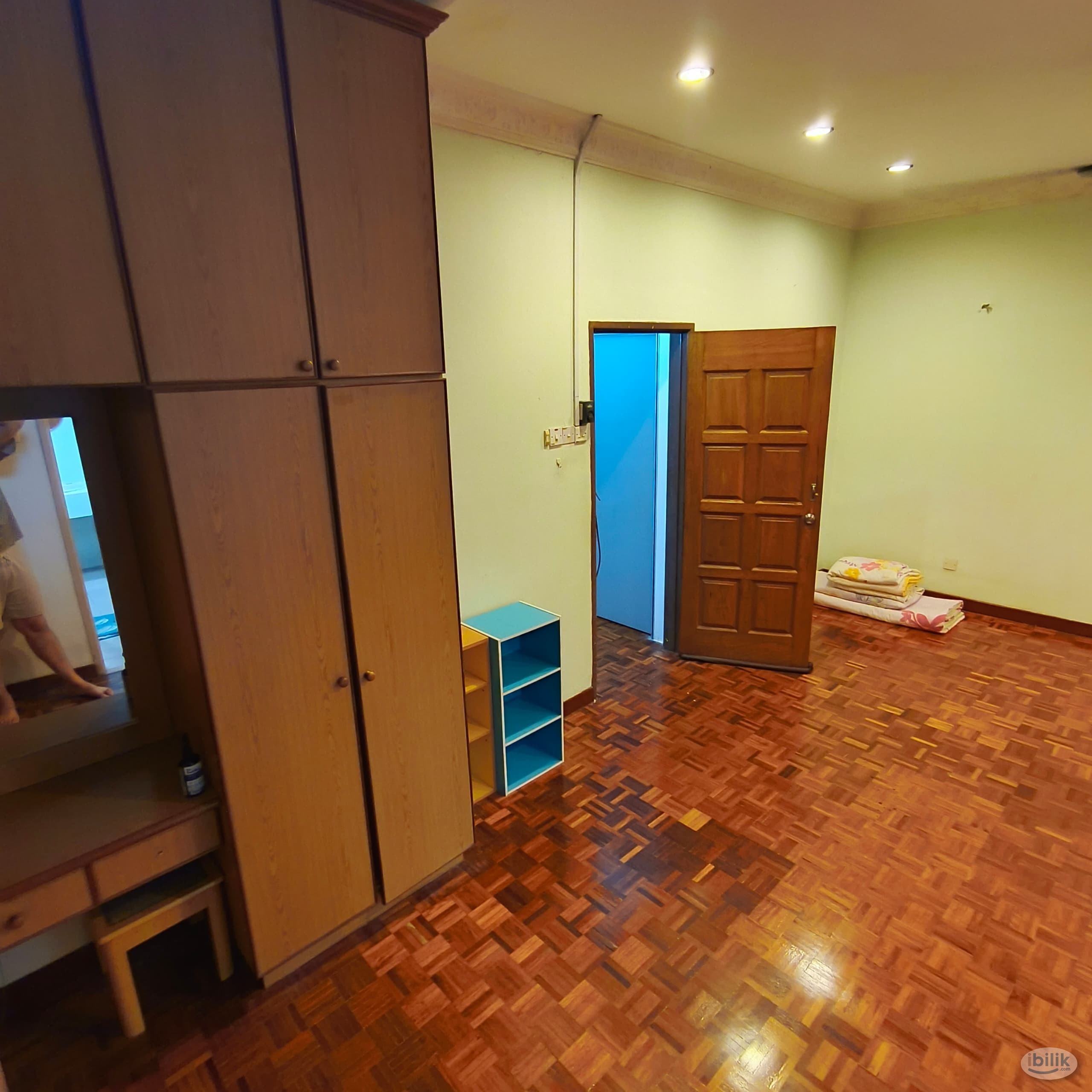 Master Room at Bandar Utama, BU4 - Image 2