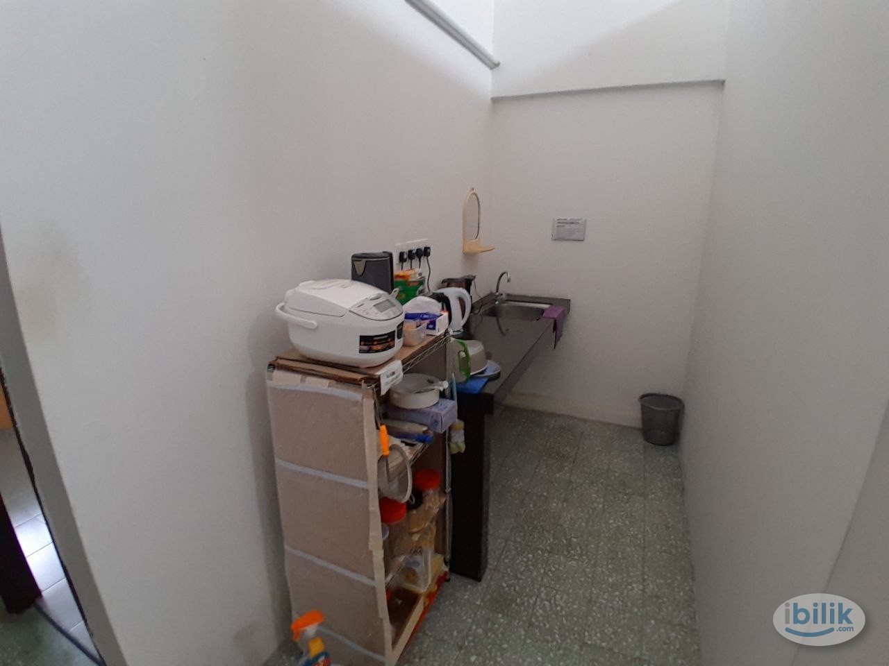 [Taman Aman Landed] Middle Room Rent Next to Section 51a, Section 14, Kelana Jaya - Image 2