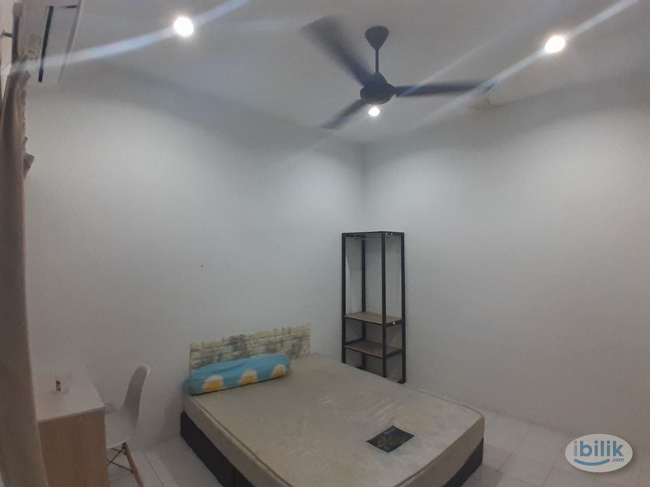 [Taman Aman Landed] Middle Room Rent Next to Section 51a, Section 14, Kelana Jaya - Image 5