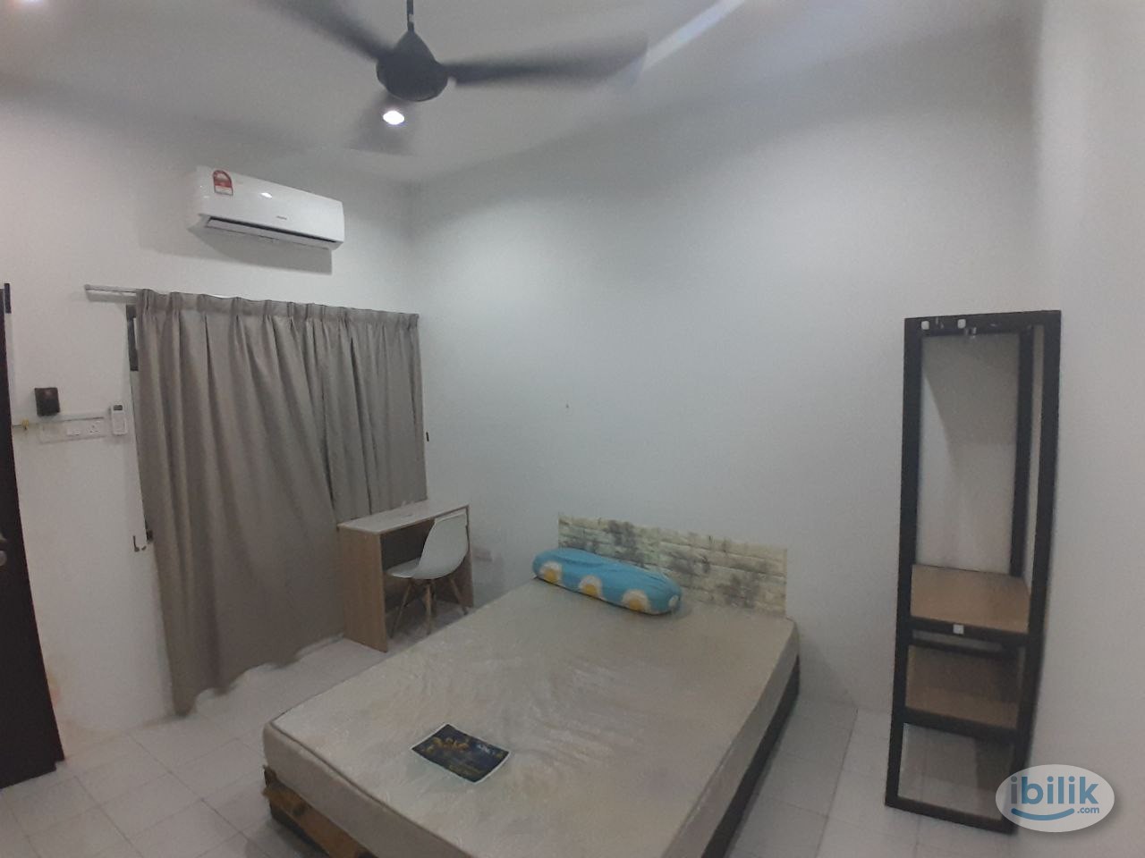 [Taman Aman Landed] Middle Room Rent Next to Section 51a, Section 14, Kelana Jaya - Image 4